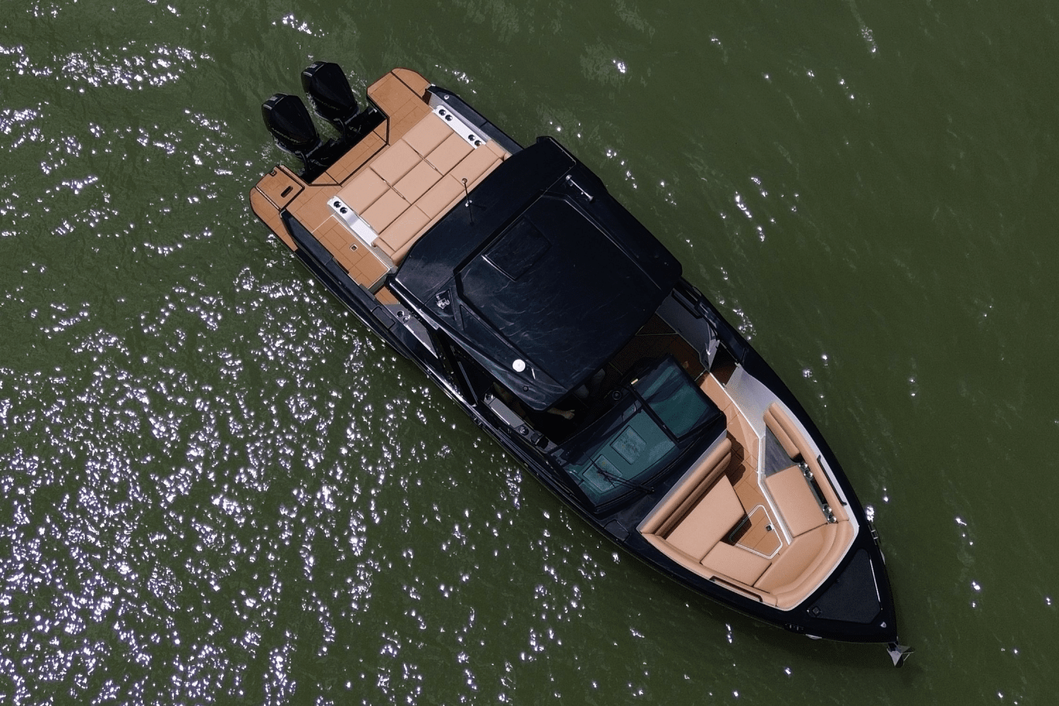 2025 Aviara AV32 Outboard Image Thumbnail #5