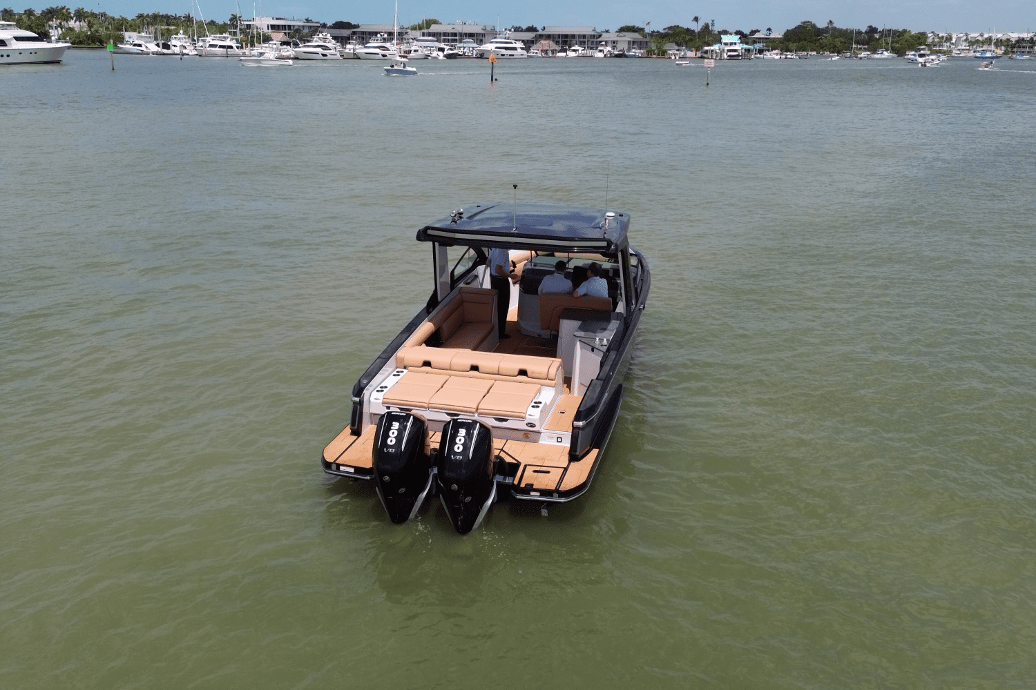 2025 Aviara AV32 Outboard Image Thumbnail #1