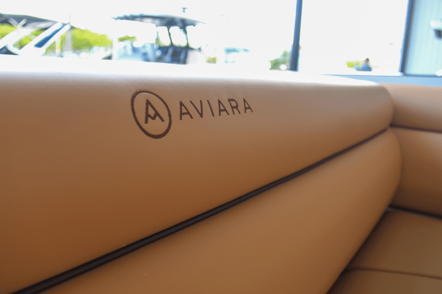 2025 Aviara AV32 Outboard Image Thumbnail #14