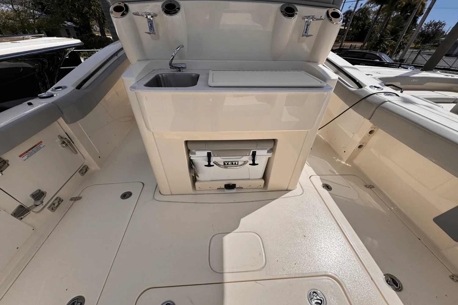 2025 Scout 305 LXF Image Thumbnail #6