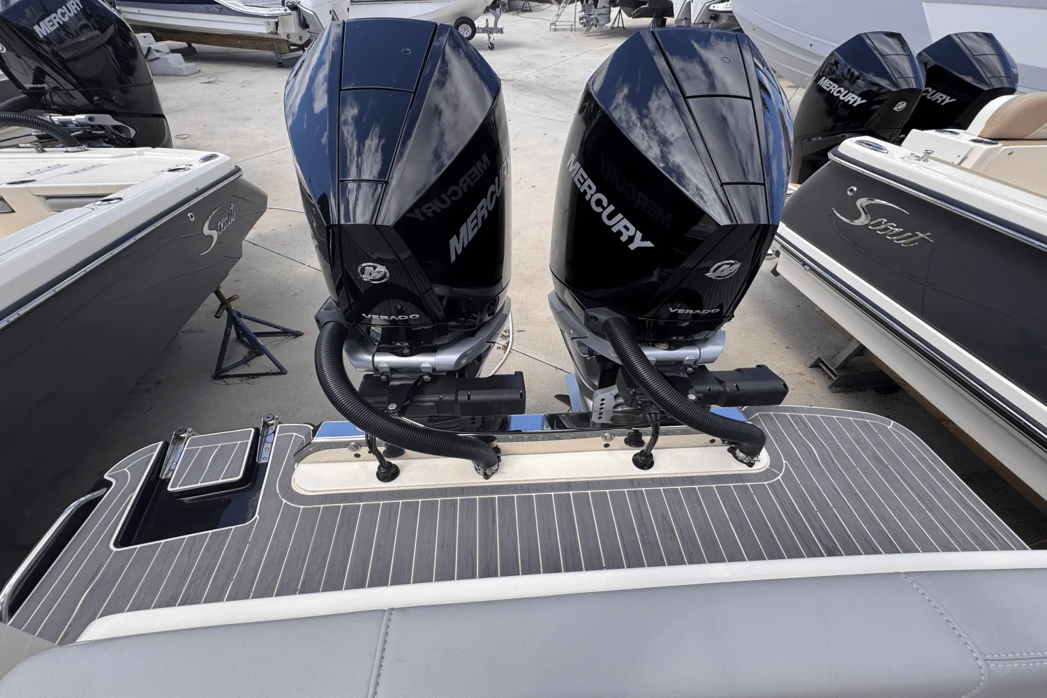 2025 Scout 305 LXF Image Thumbnail #26