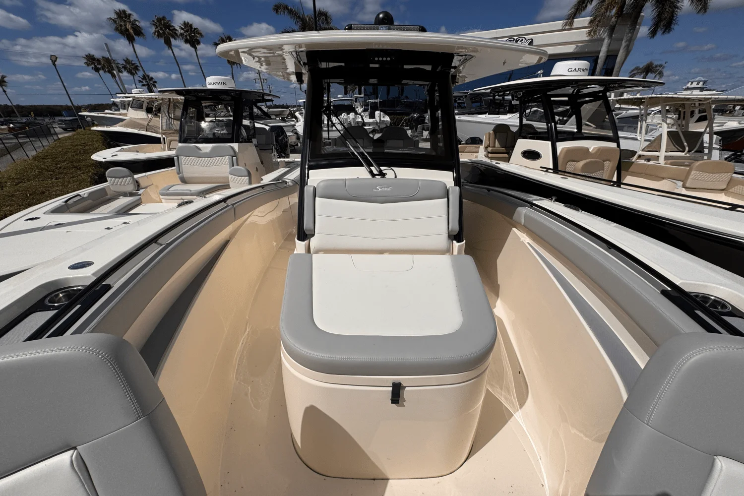 2025 Scout 305 LXF Image Thumbnail #17