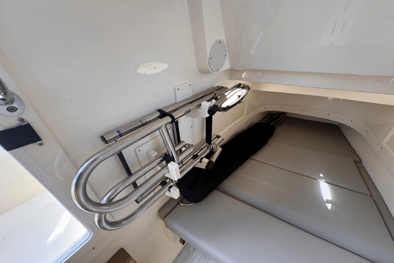 2025 Scout 305 LXF Image Thumbnail #22