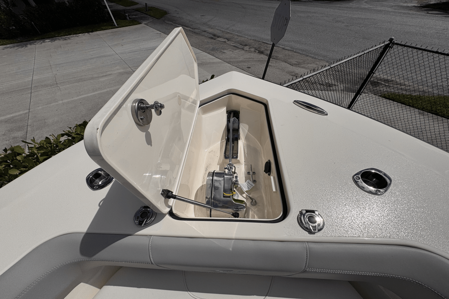2025 Scout 305 LXF Image Thumbnail #14