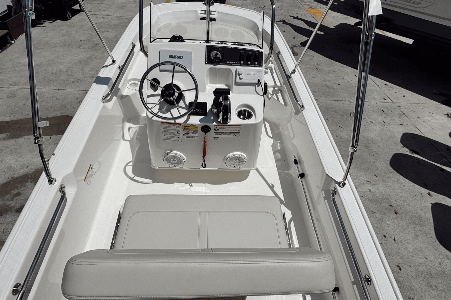 2025 Boston Whaler 150 Montauk Image Thumbnail #2