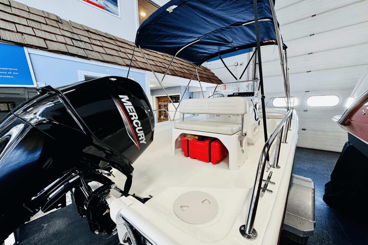 2025 Boston Whaler 150 Montauk Image Thumbnail #5