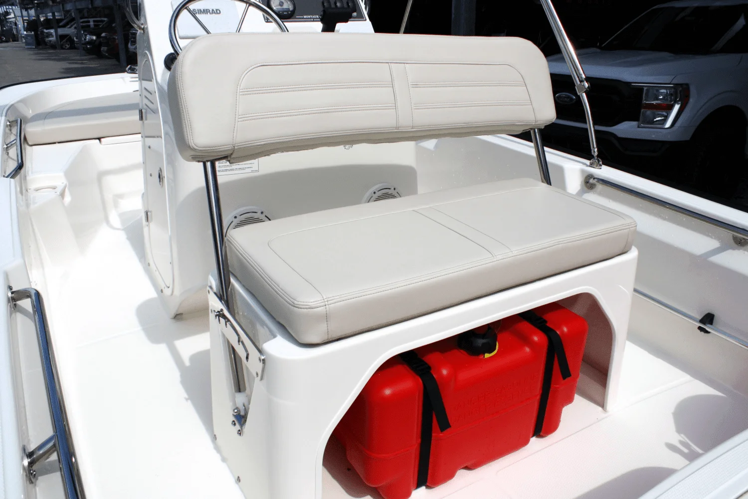 2025 Boston Whaler 150 Montauk Image Thumbnail #11