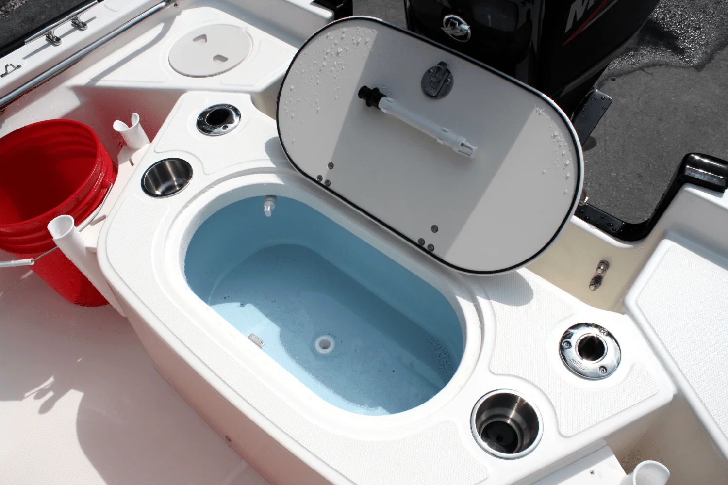 2025 Boston Whaler 150 Montauk Image Thumbnail #9