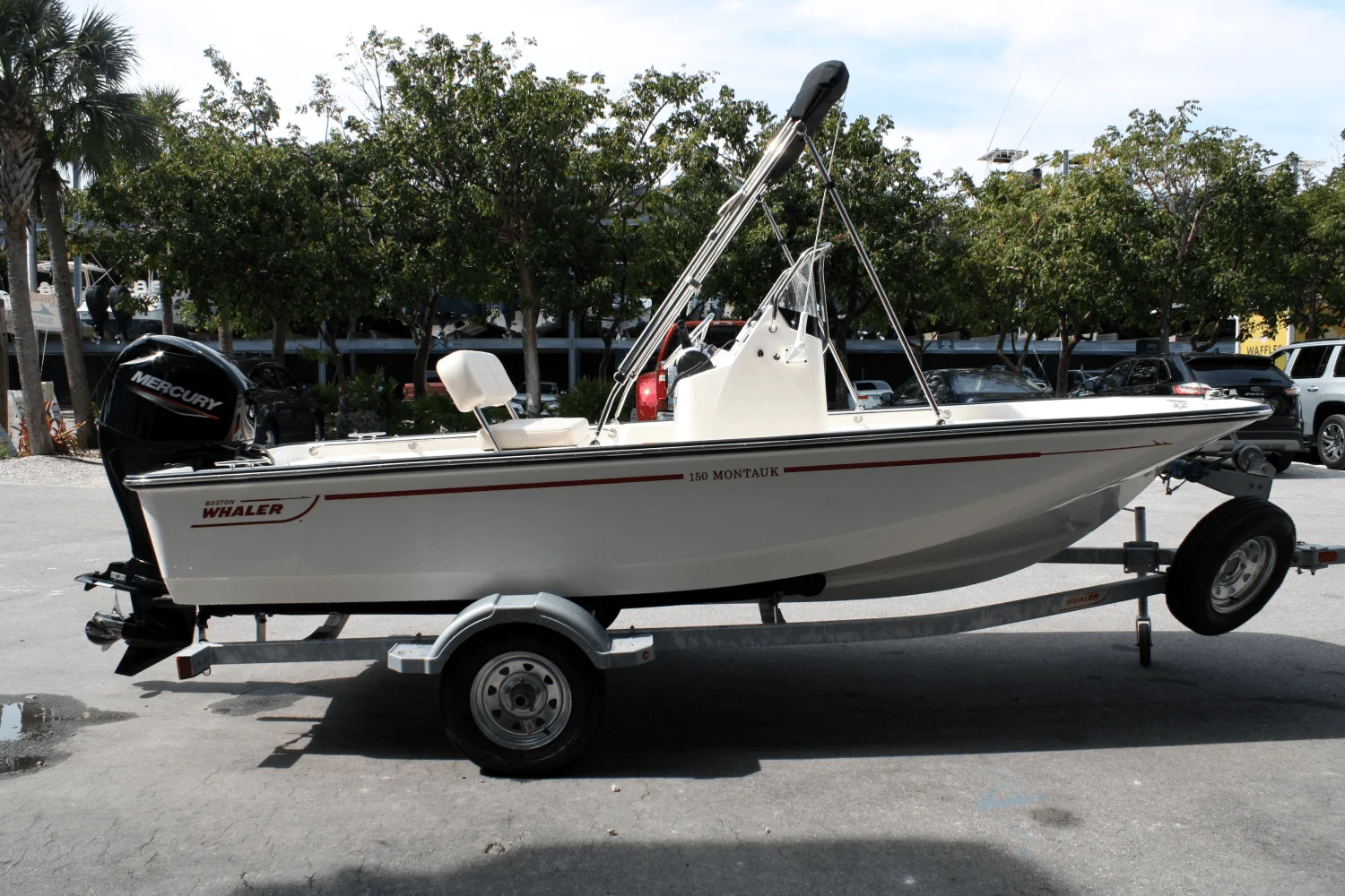 2025 Boston Whaler 150 Montauk Image Thumbnail #5