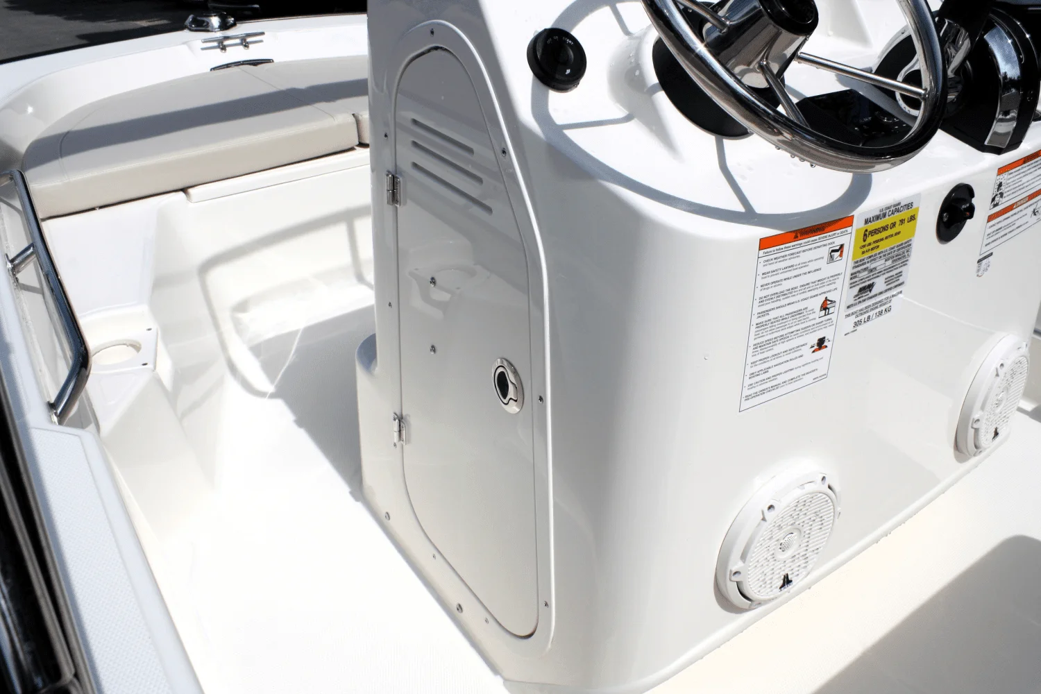 2025 Boston Whaler 150 Montauk Image Thumbnail #18