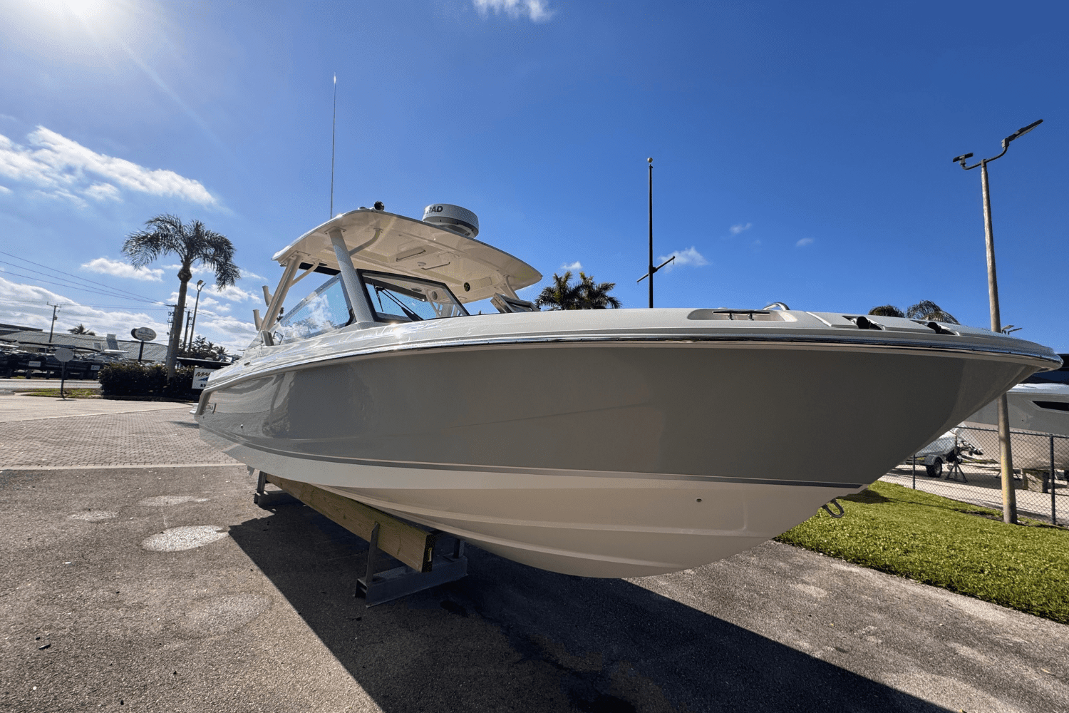 2025 Boston Whaler 280 Vantage Image Thumbnail #3