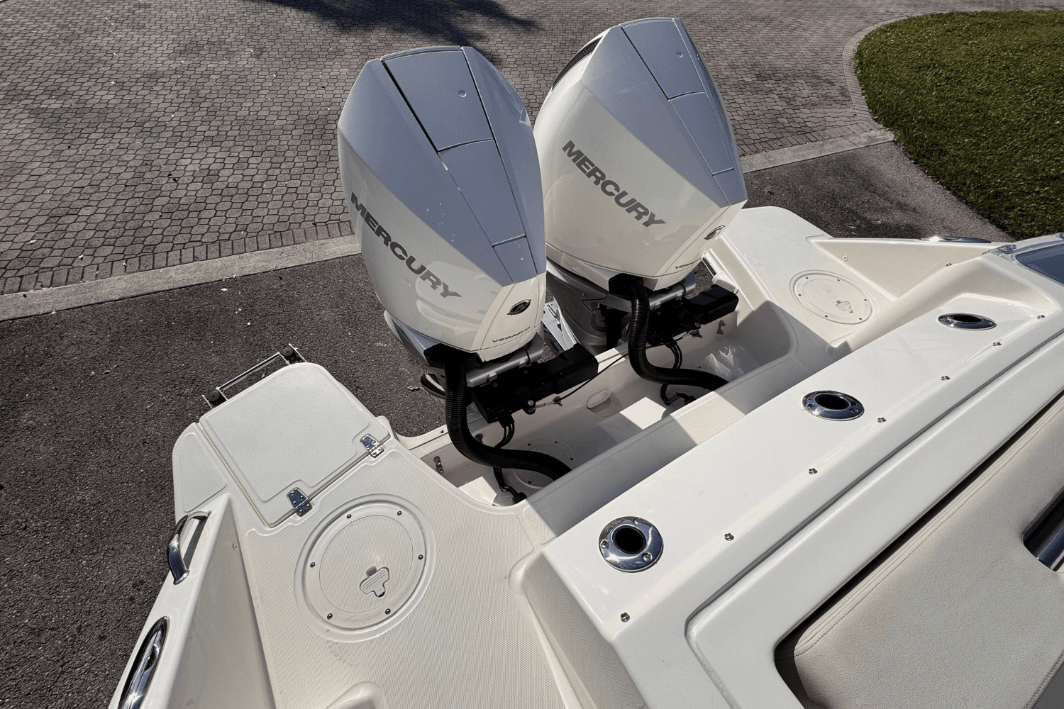 2025 Boston Whaler 280 Vantage Image Thumbnail #7
