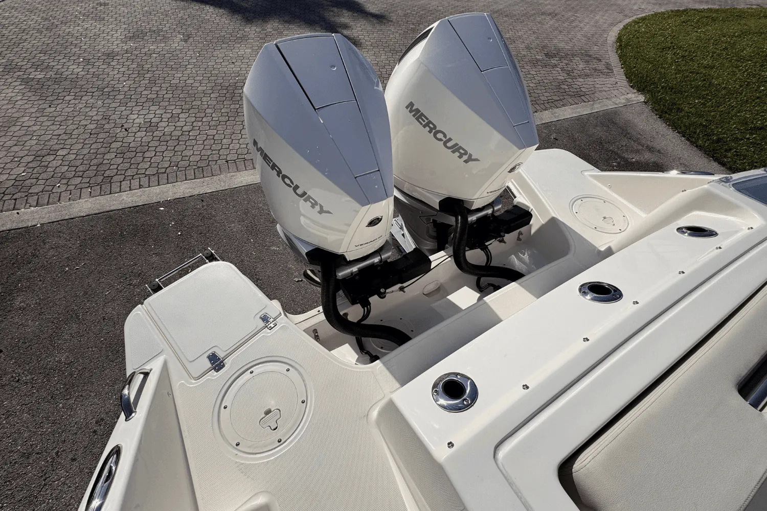 2025 Boston Whaler 280 Vantage Image Thumbnail #9
