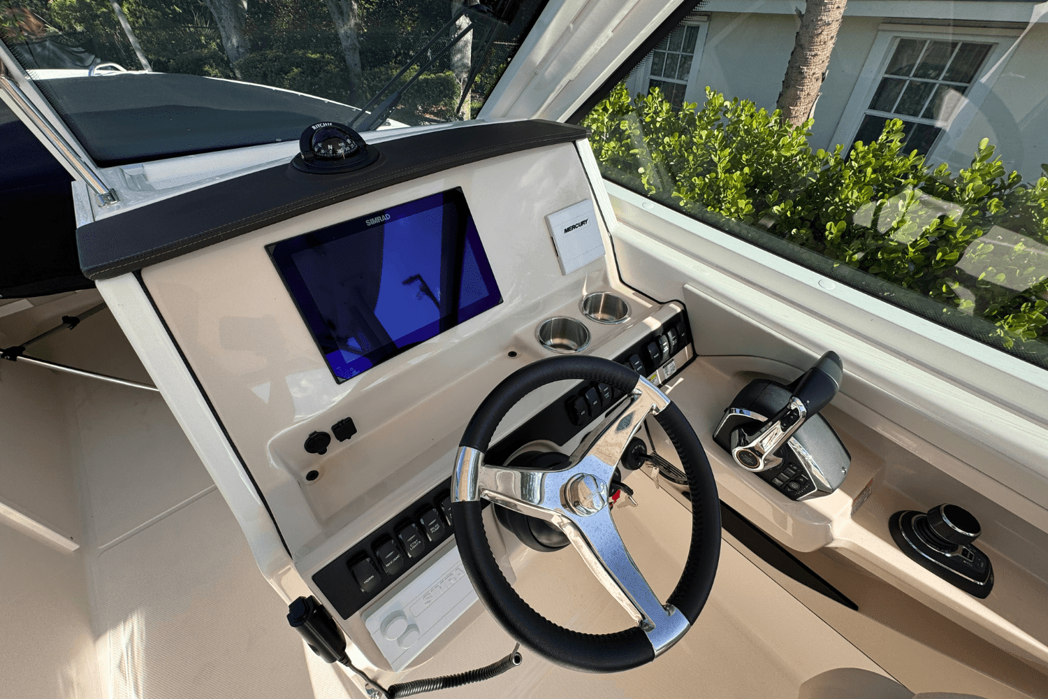 2025 Boston Whaler 280 Vantage Image Thumbnail #20