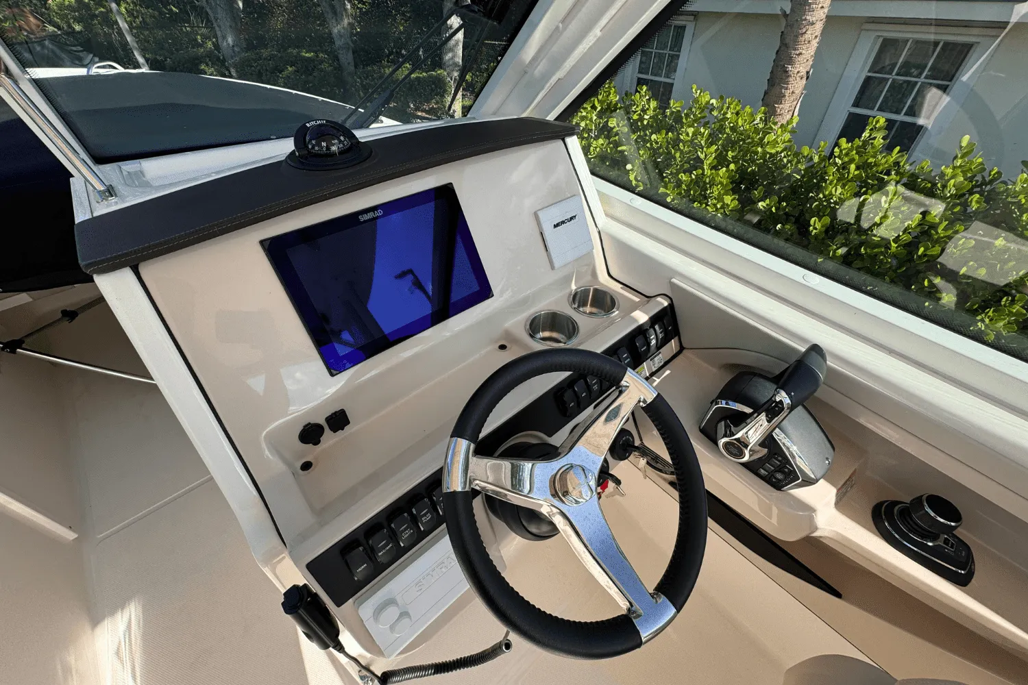 2025 Boston Whaler 280 Vantage Image Thumbnail #22