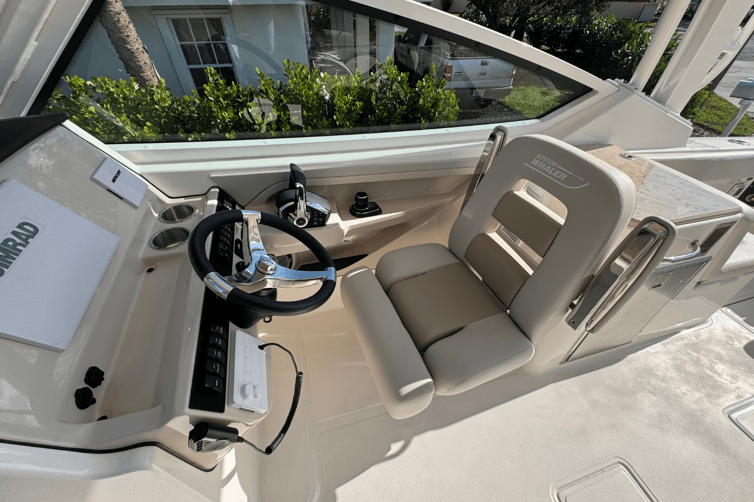 2025 Boston Whaler 280 Vantage Image Thumbnail #19