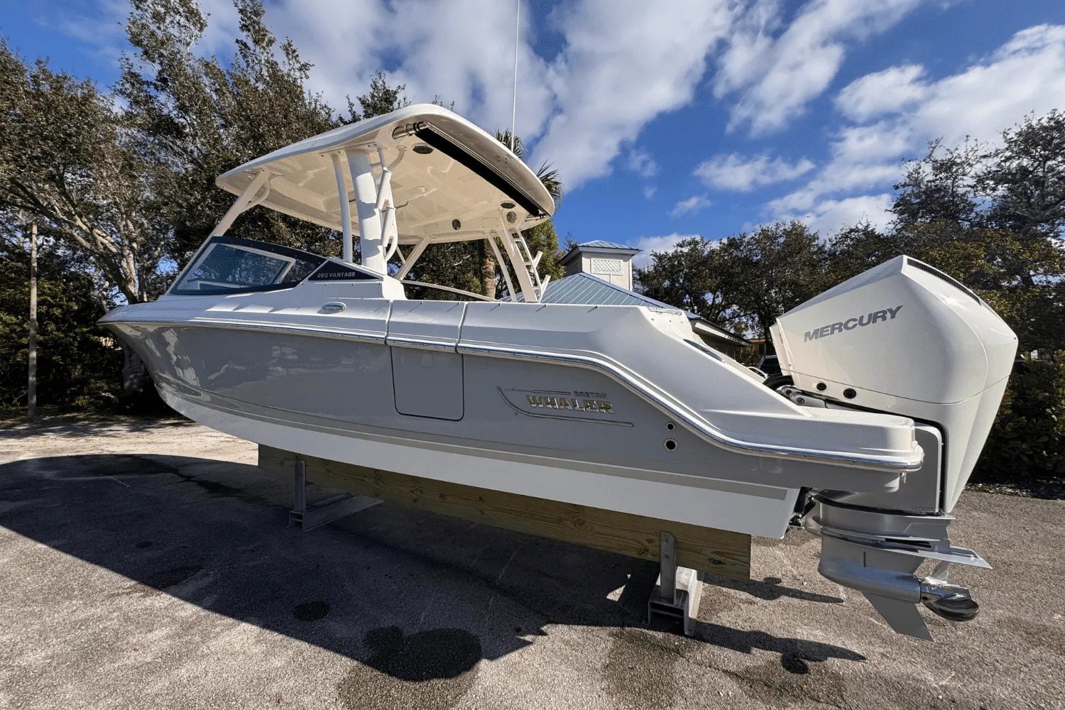 2025 Boston Whaler 280 Vantage Image Thumbnail #6