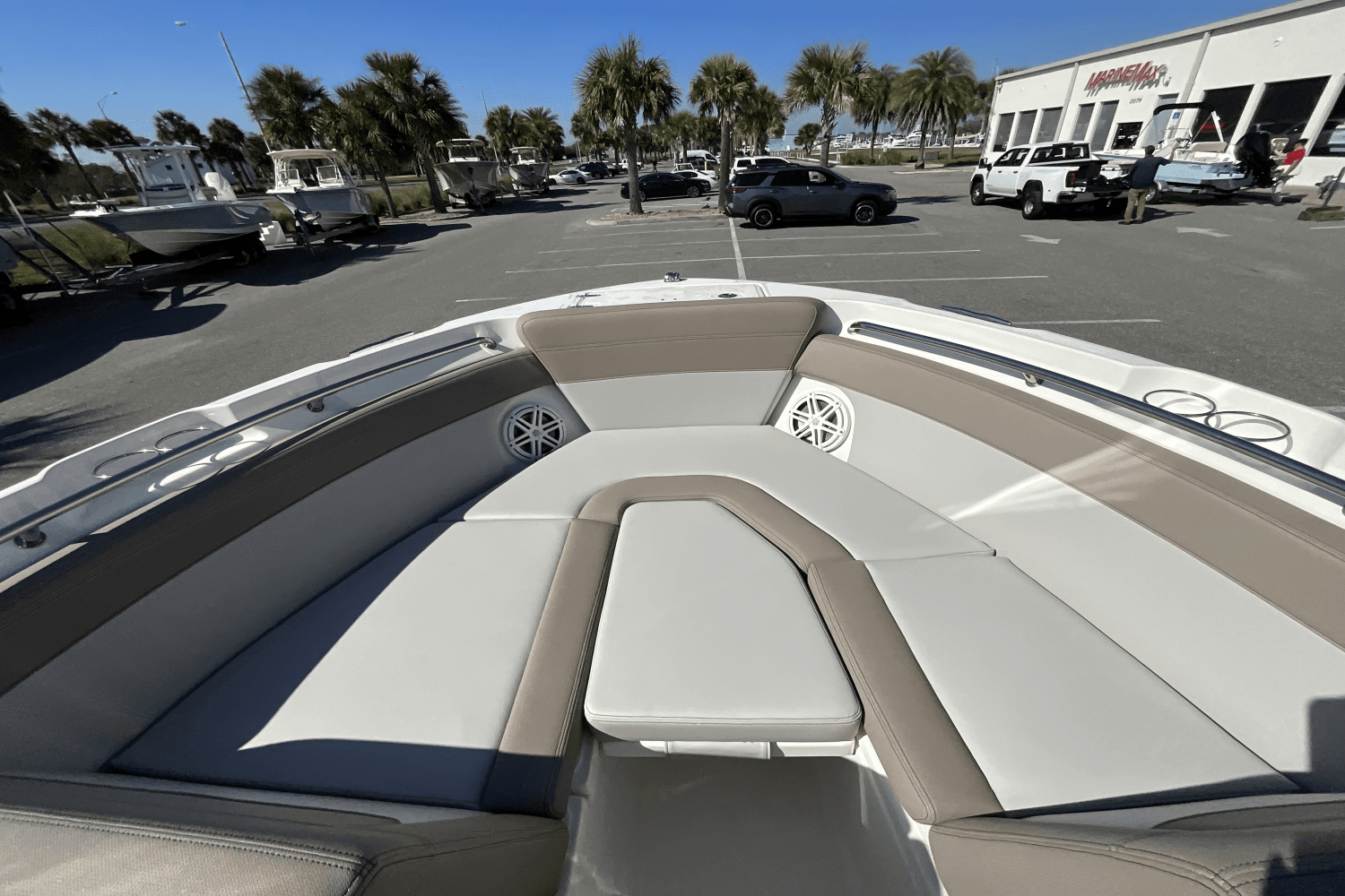 2025 Boston Whaler 210 Vantage Image Thumbnail #27