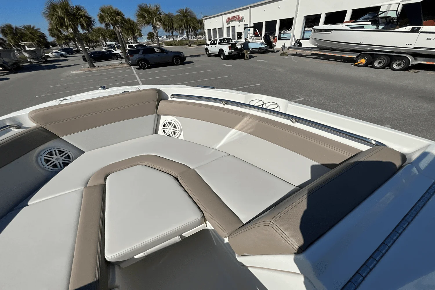 2025 Boston Whaler 210 Vantage Image Thumbnail #21
