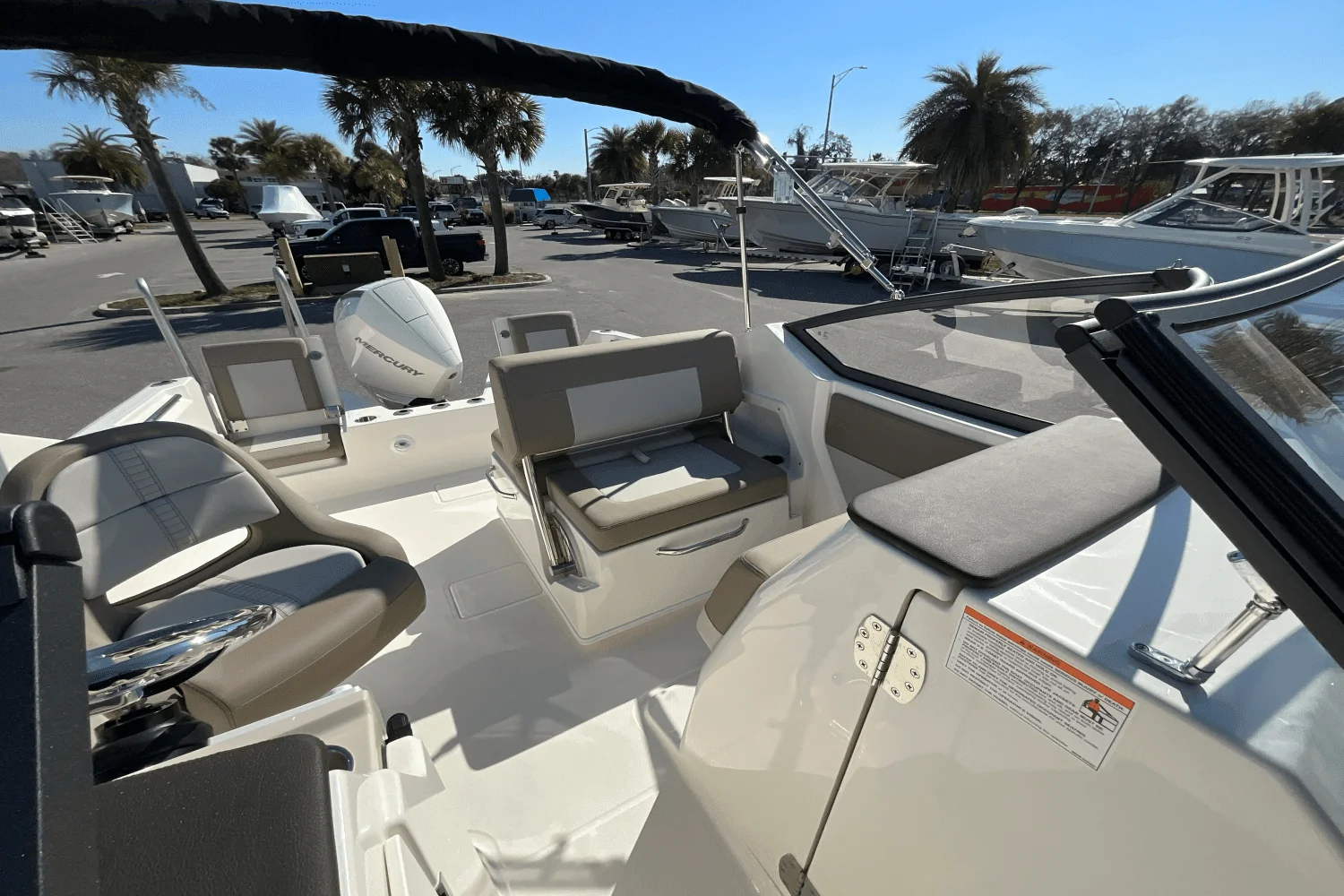 2025 Boston Whaler 210 Vantage Image Thumbnail #22