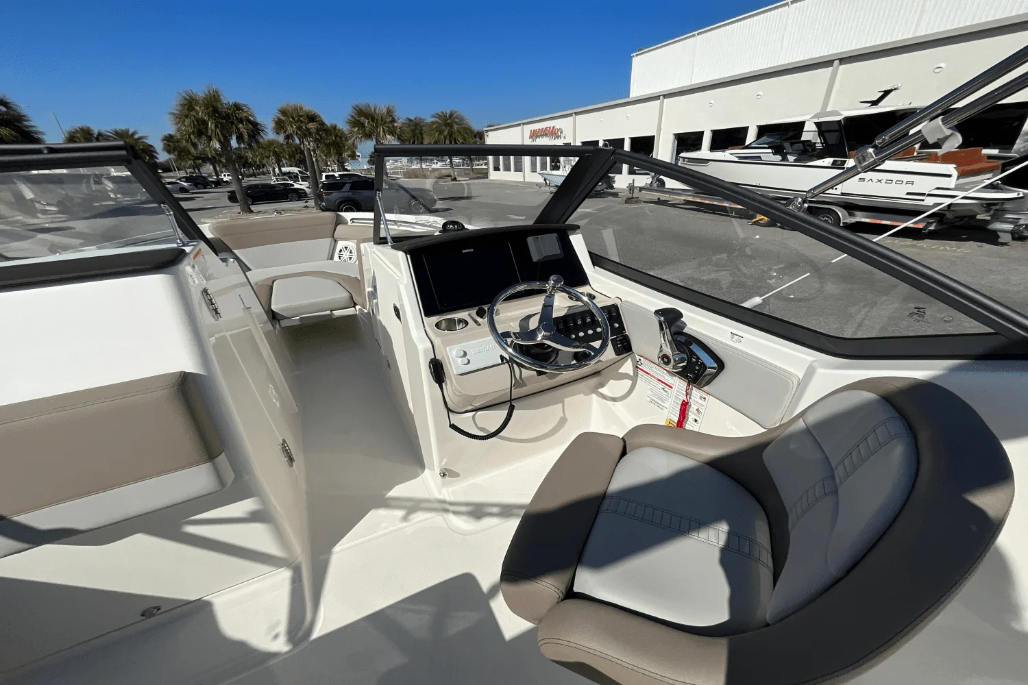 2025 Boston Whaler 210 Vantage Image Thumbnail #33
