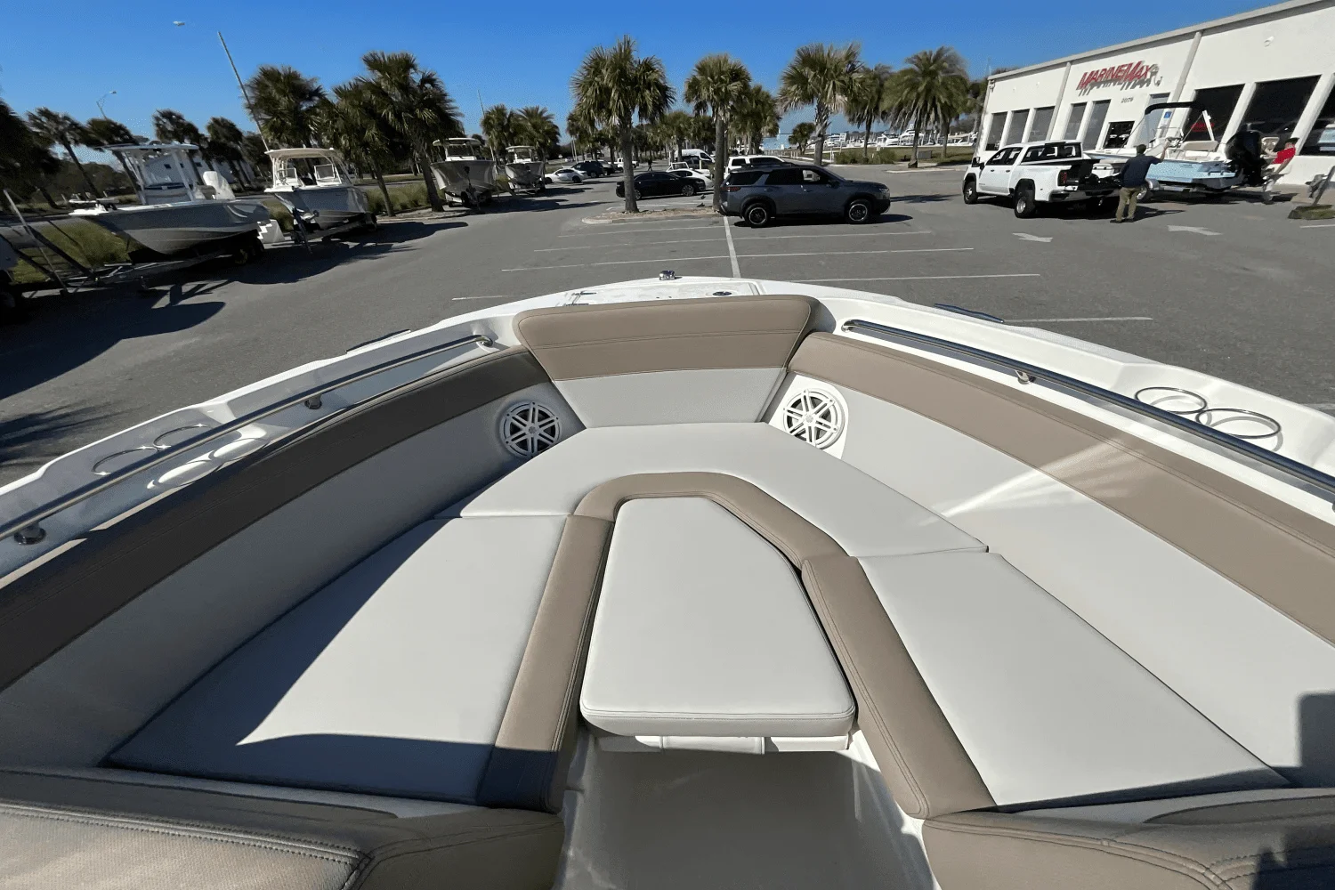 2025 Boston Whaler 210 Vantage Image Thumbnail #28