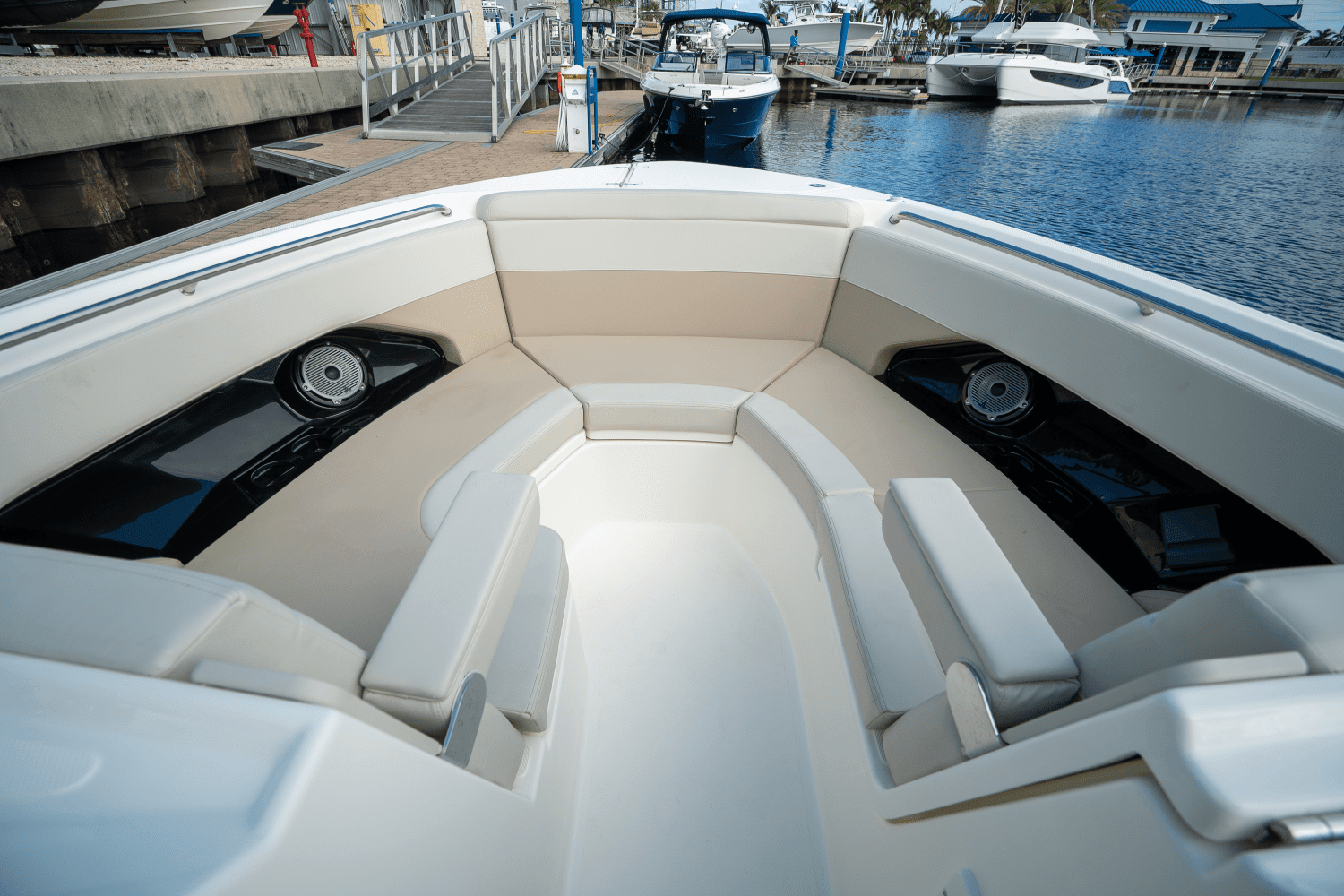 2025 Boston Whaler 280 Vantage Image Thumbnail #25
