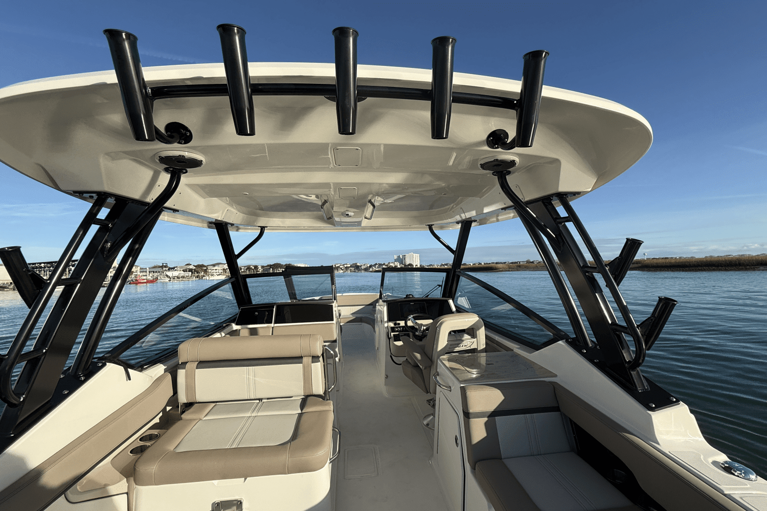 2025 Boston Whaler 280 Vantage Image Thumbnail #21