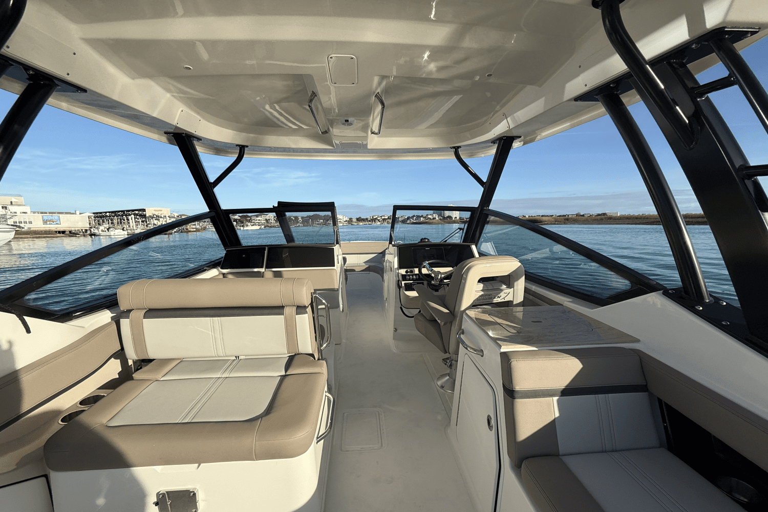 2025 Boston Whaler 280 Vantage Image Thumbnail #22