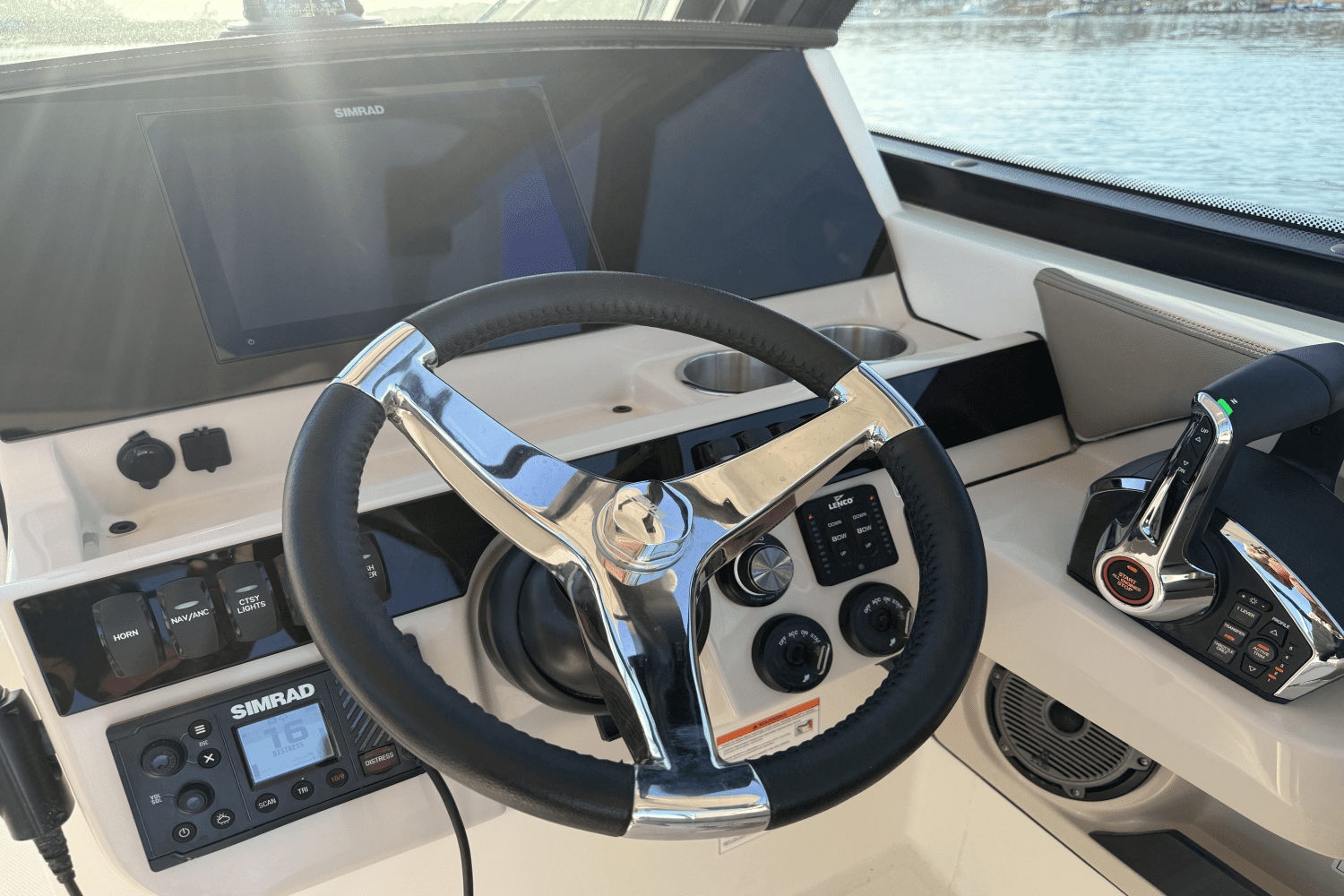 2025 Boston Whaler 280 Vantage Image Thumbnail #24
