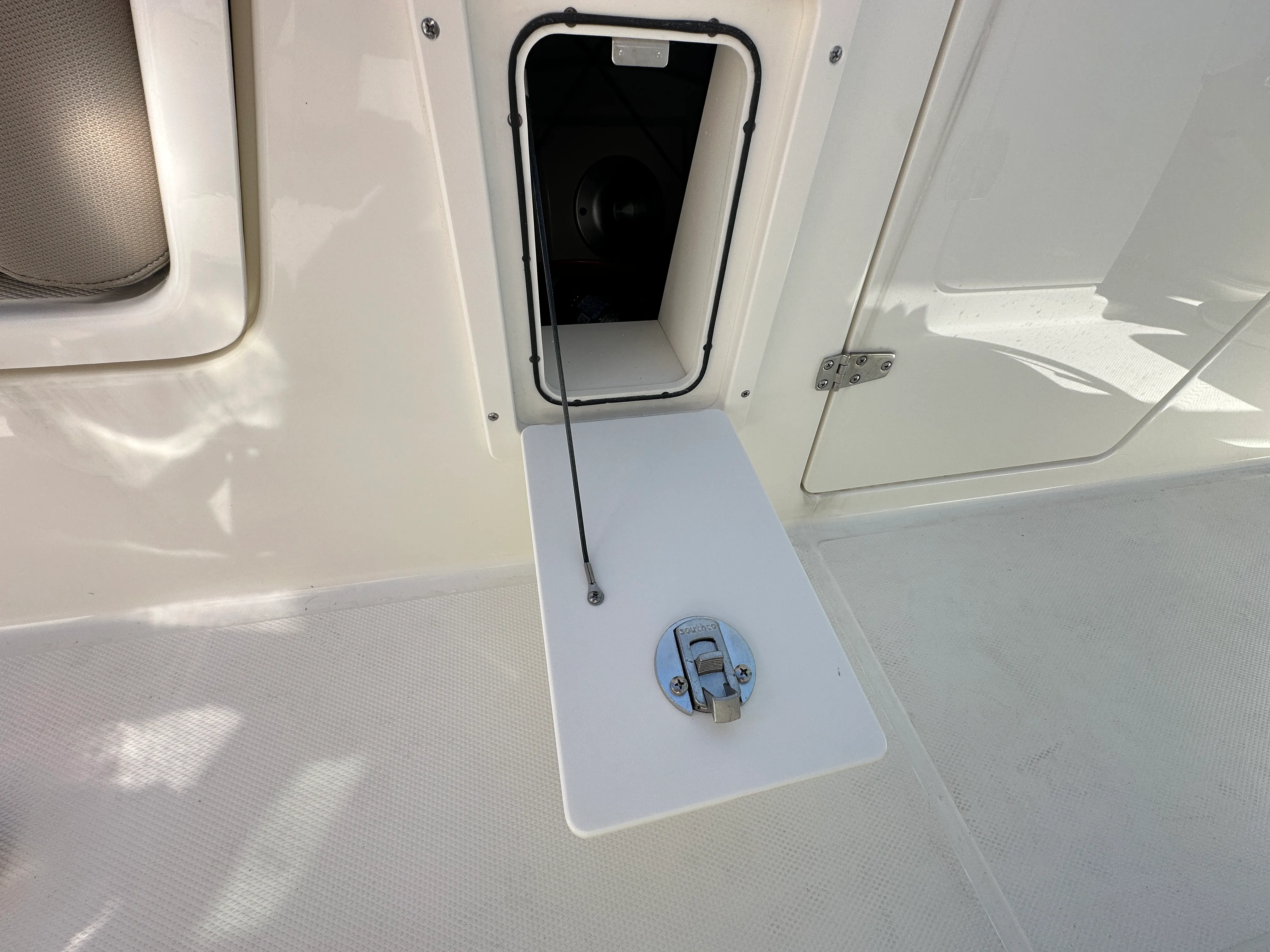 2025 Boston Whaler 280 Vantage Image Thumbnail #17