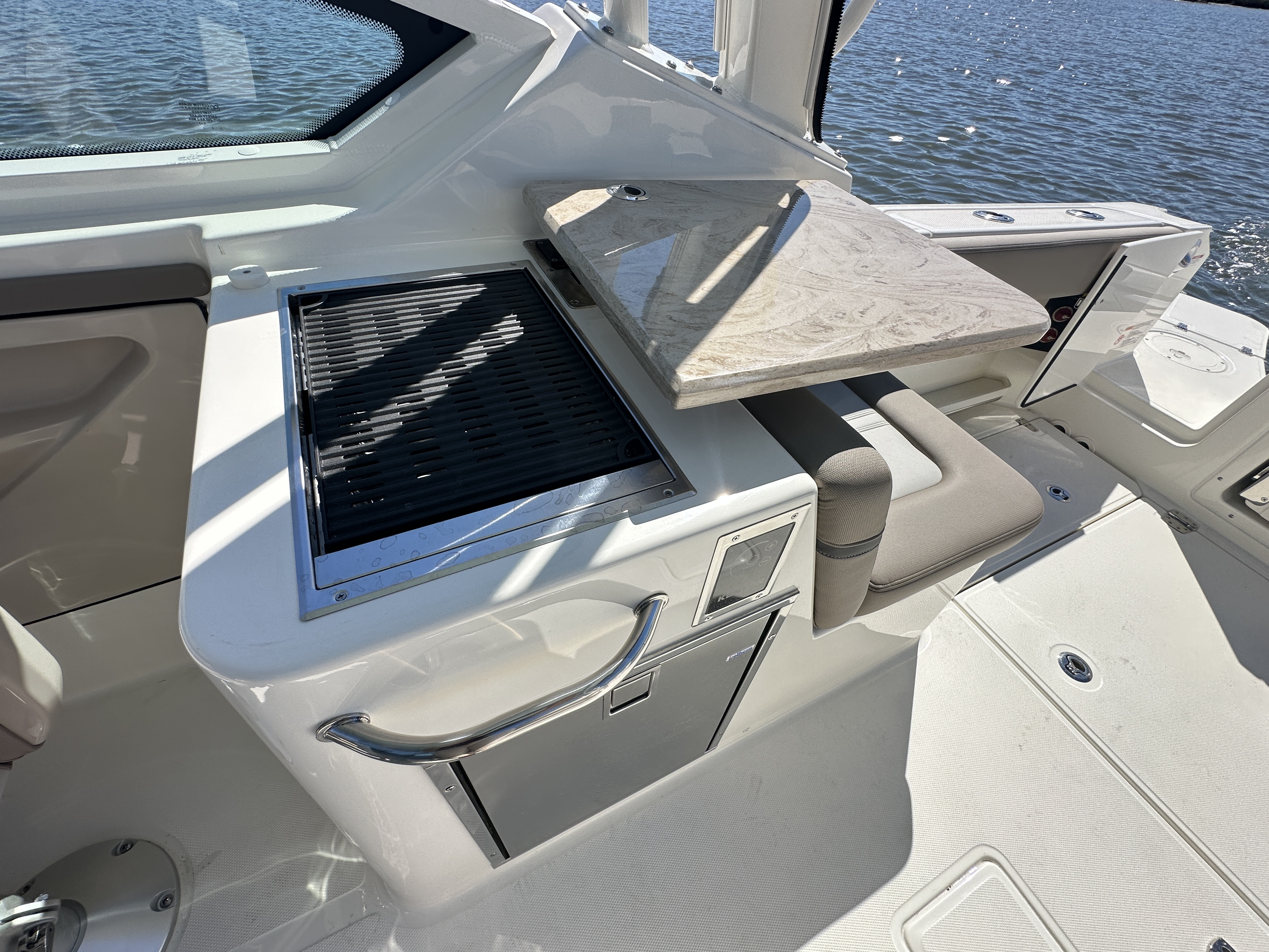2025 Boston Whaler 280 Vantage Image Thumbnail #29