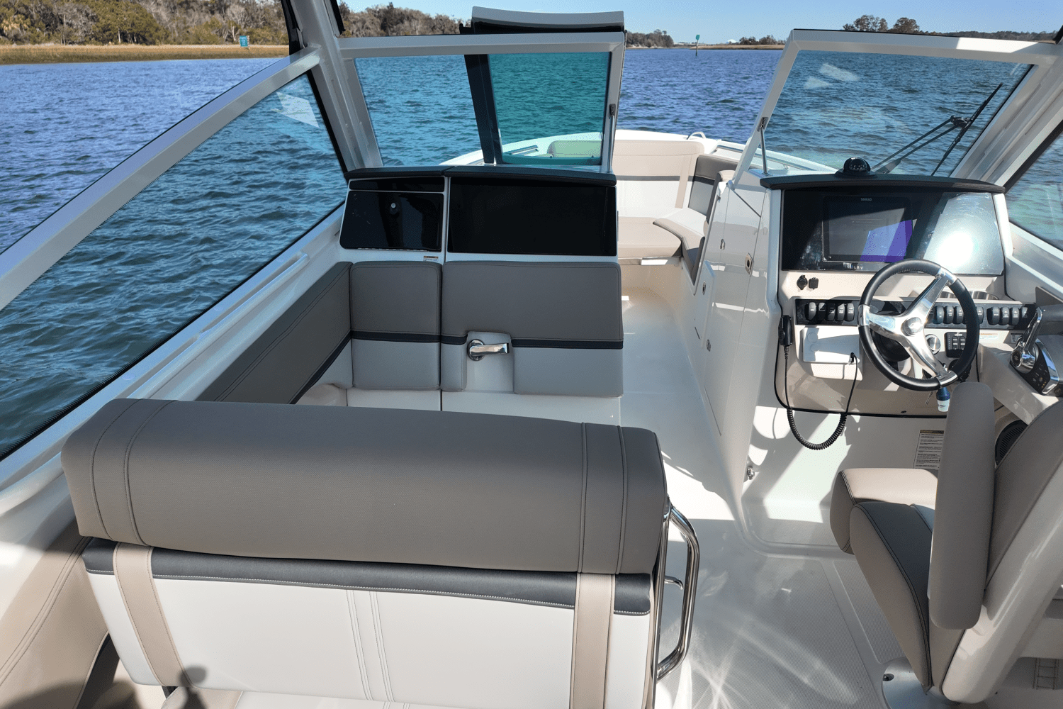 2025 Boston Whaler 280 Vantage Image Thumbnail #7