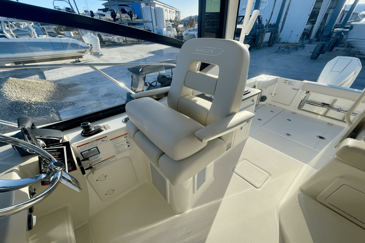 2025 Boston Whaler 325 Conquest Image Thumbnail #12