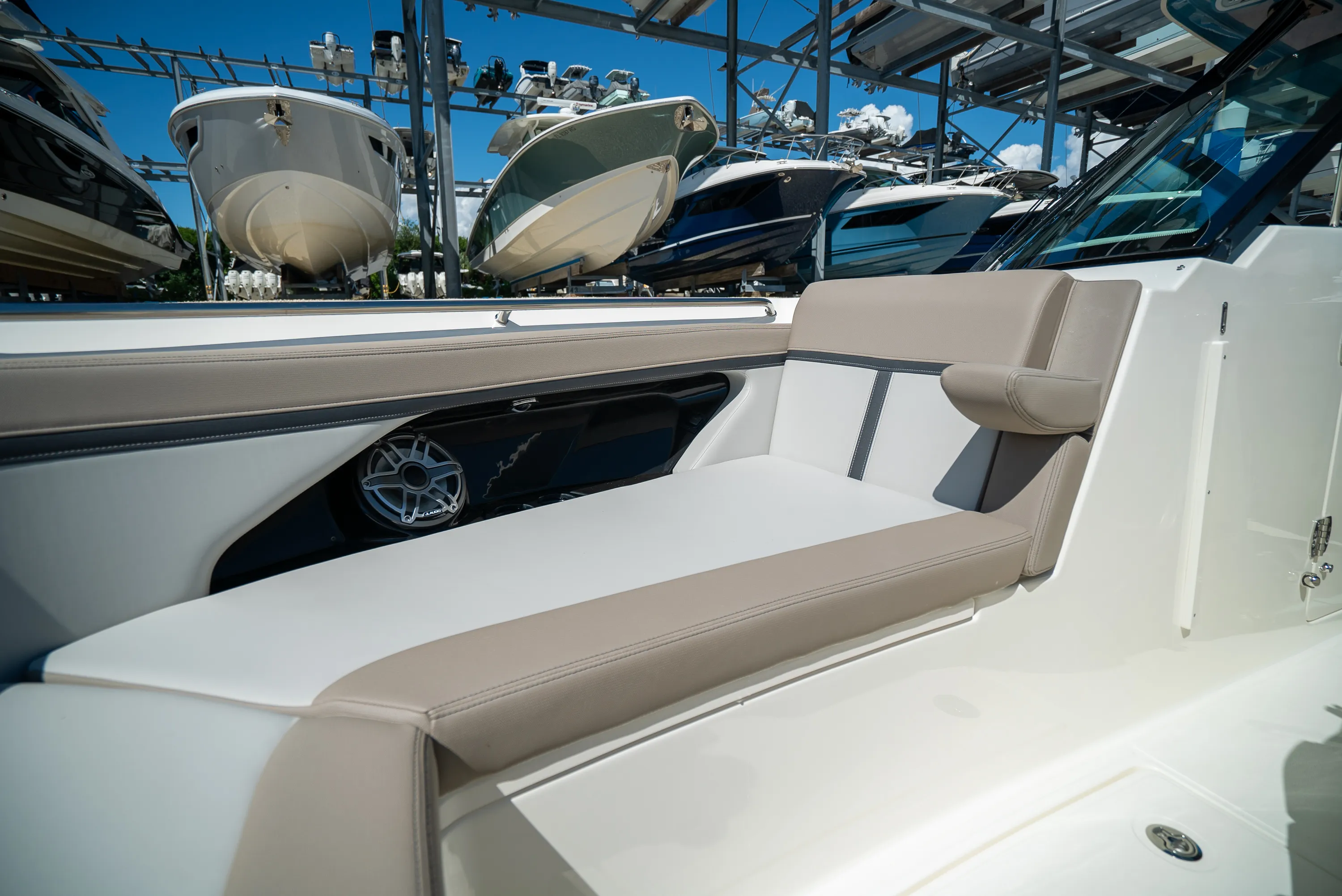 2026 Boston Whaler 330 Vantage Image Thumbnail #22