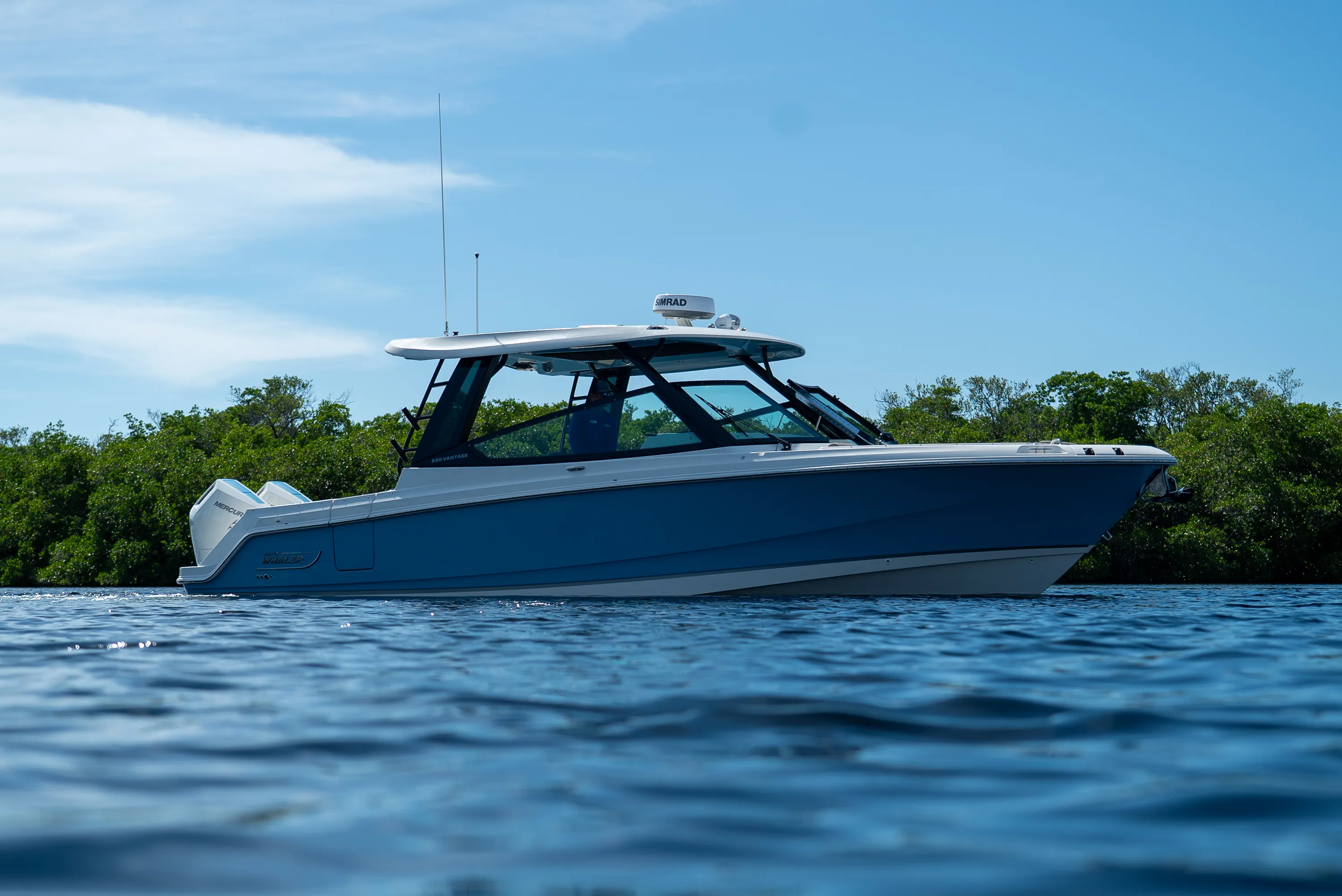 2026 Boston Whaler 330 Vantage Image Thumbnail #24