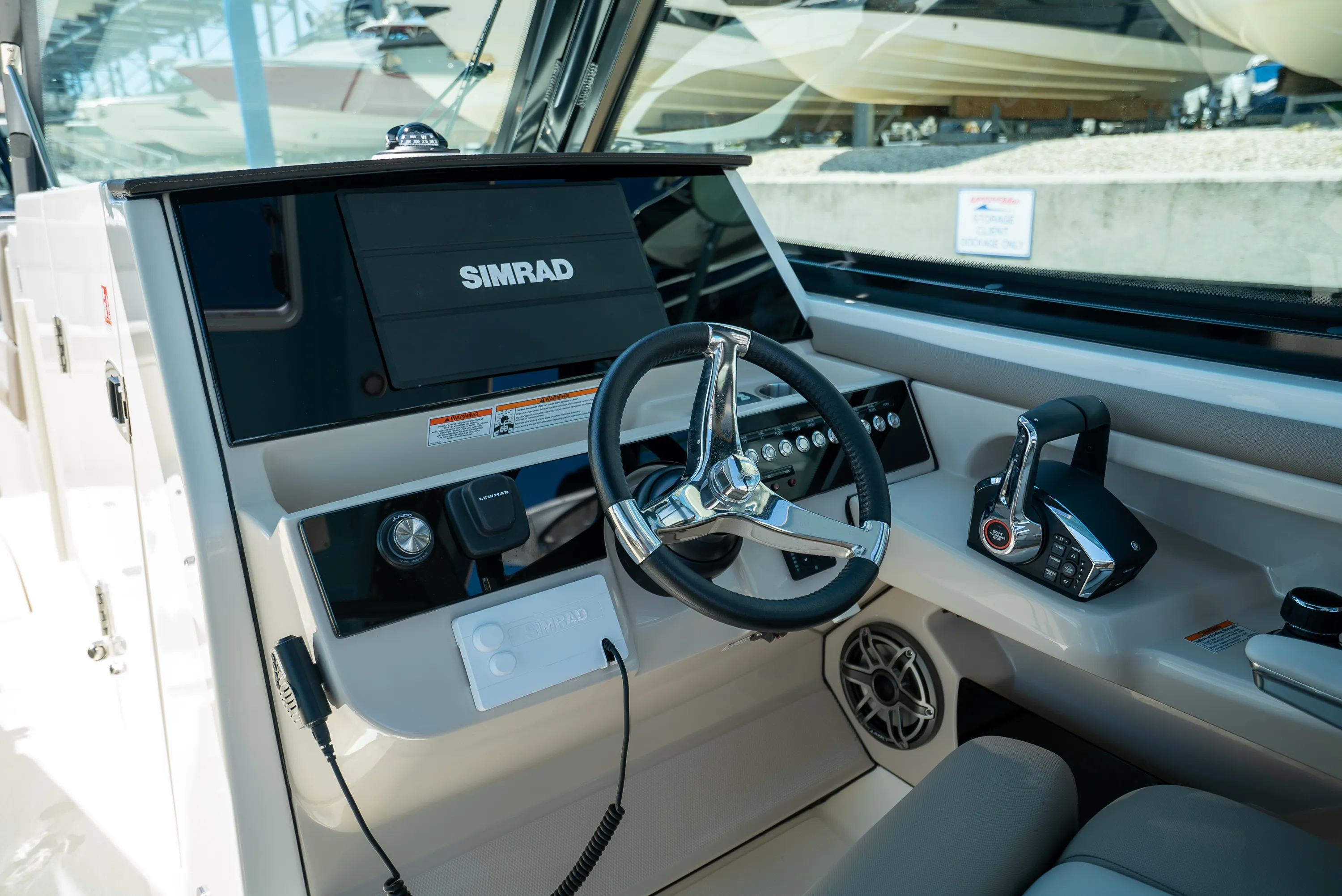 2026 Boston Whaler 330 Vantage Image Thumbnail #16