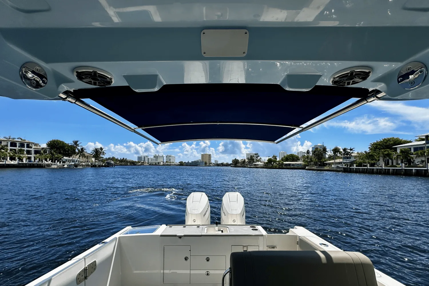 2026 Boston Whaler 330 Vantage Image Thumbnail #22