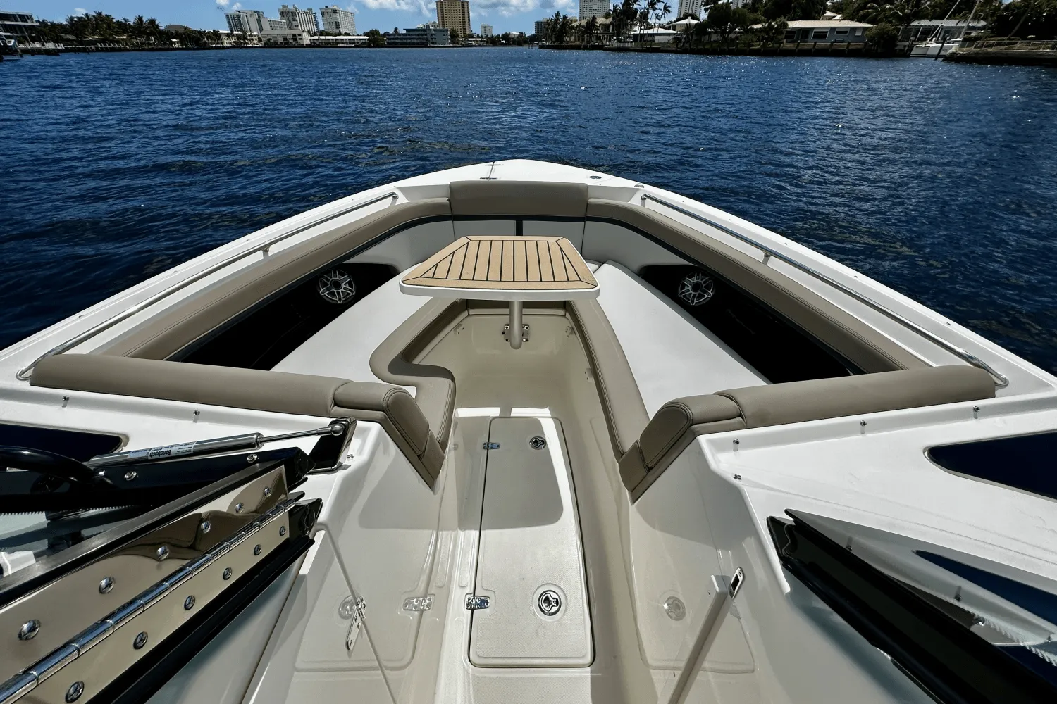 2026 Boston Whaler 330 Vantage Image Thumbnail #38