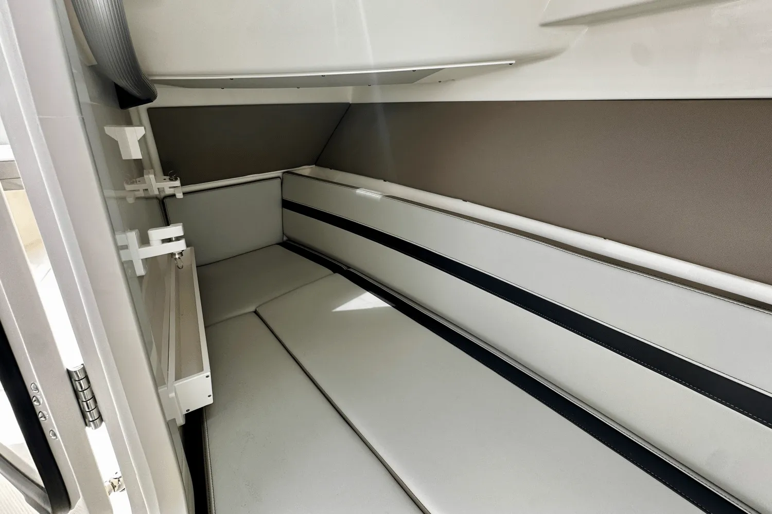 2026 Boston Whaler 330 Vantage Image Thumbnail #48