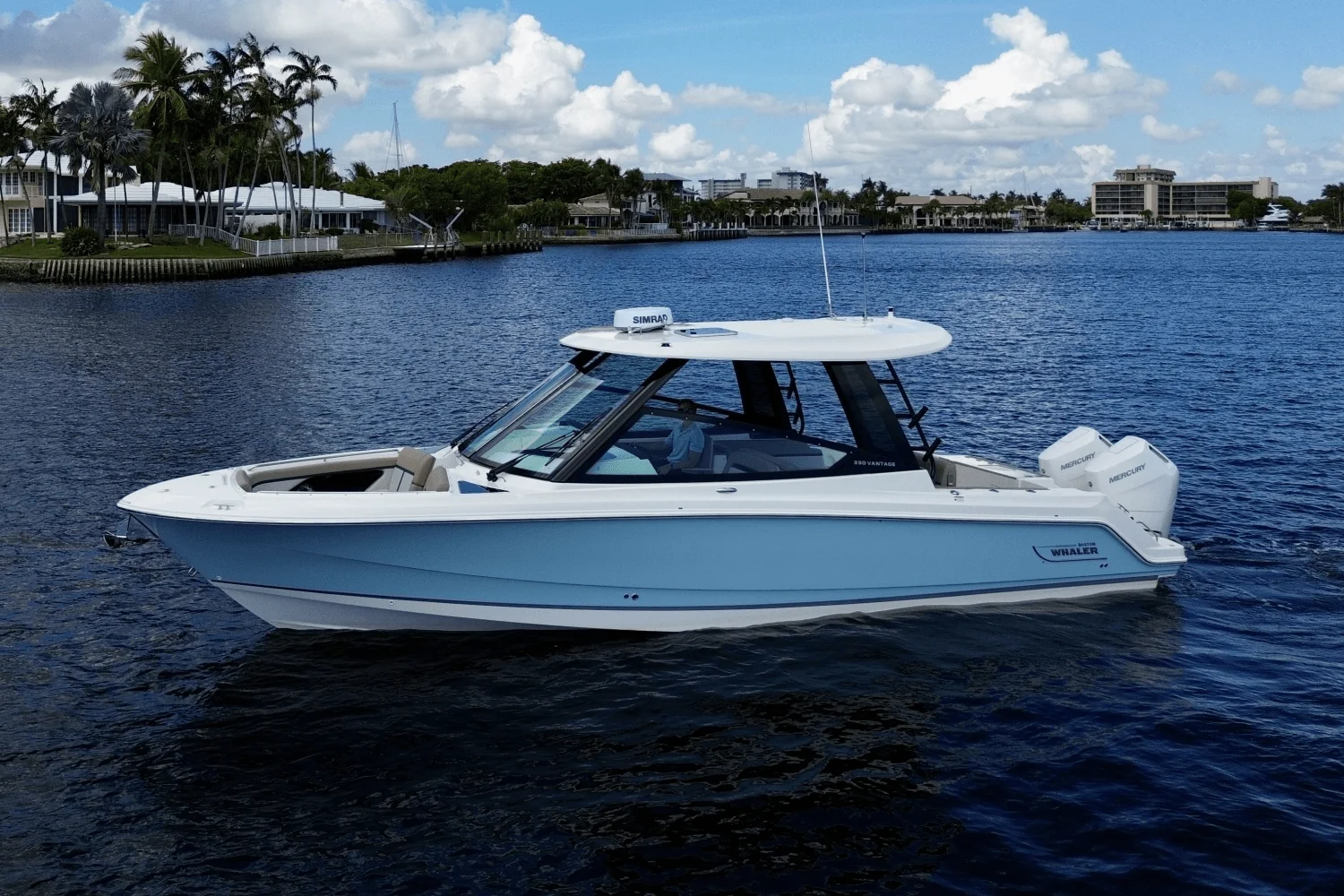 2026 Boston Whaler 330 Vantage Image Thumbnail #2