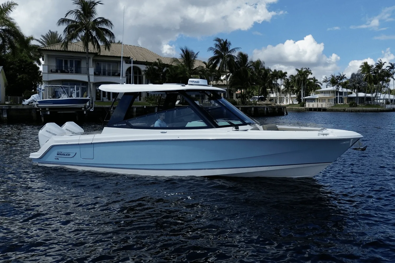 2026 Boston Whaler 330 Vantage Image Thumbnail #9