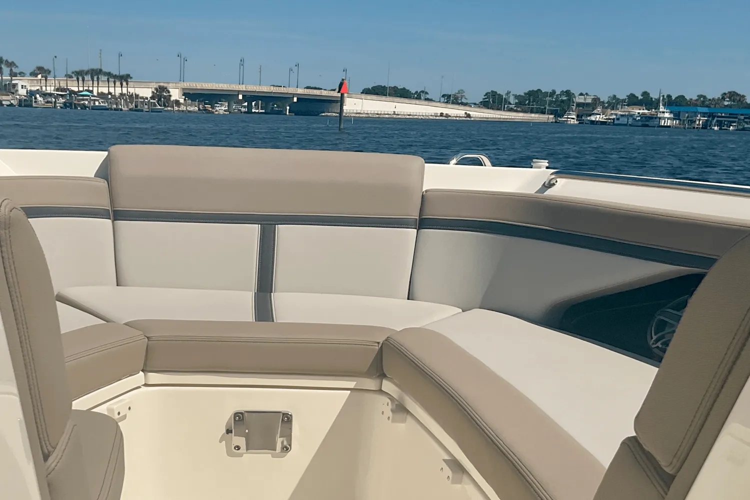 2026 Boston Whaler 330 Vantage Image Thumbnail #25