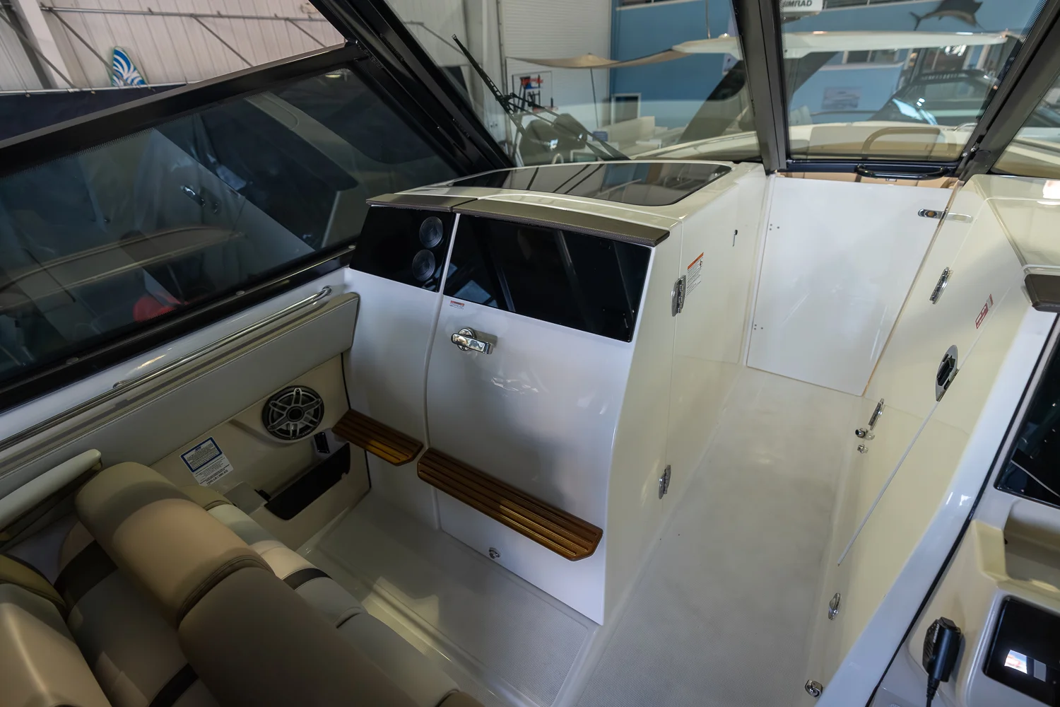 2026 Boston Whaler 330 Vantage Image Thumbnail #31