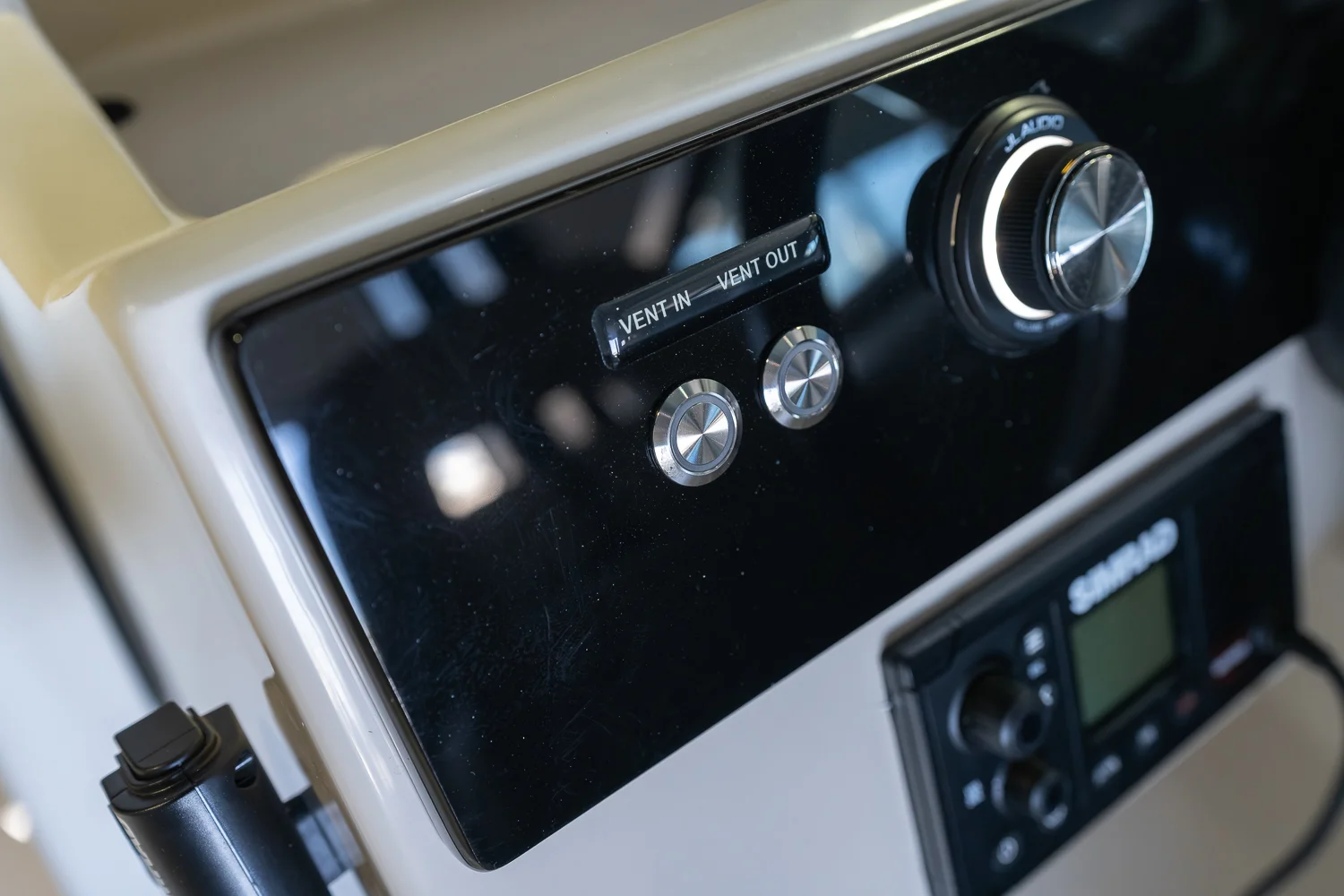 2026 Boston Whaler 330 Vantage Image Thumbnail #37