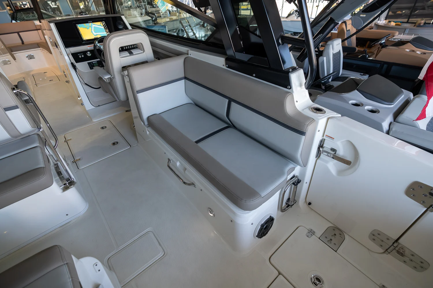 2026 Boston Whaler 330 Vantage Image Thumbnail #57