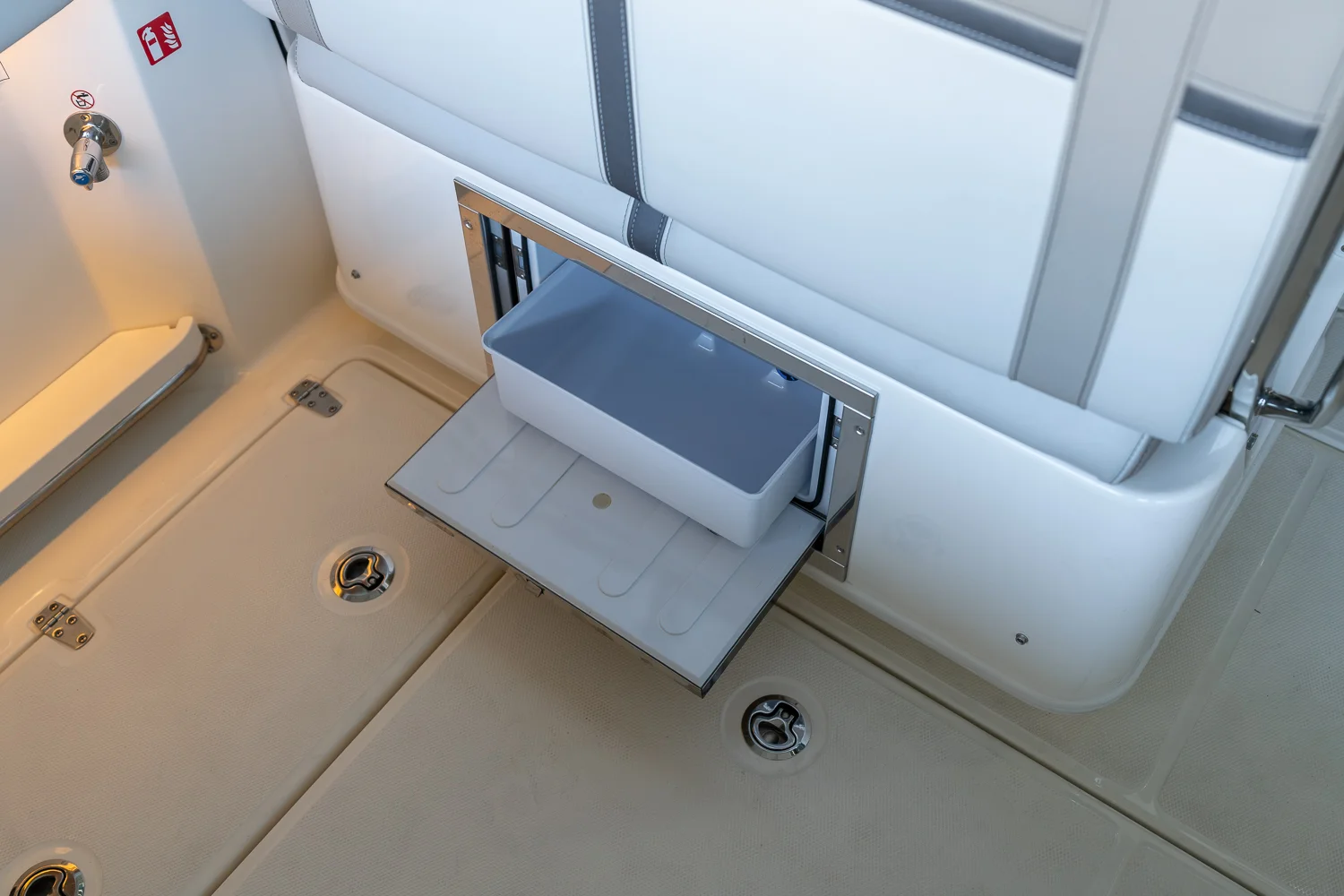 2026 Boston Whaler 330 Vantage Image Thumbnail #56