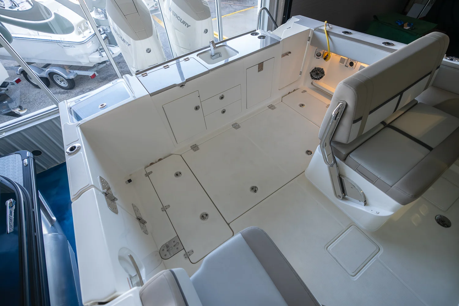 2026 Boston Whaler 330 Vantage Image Thumbnail #59