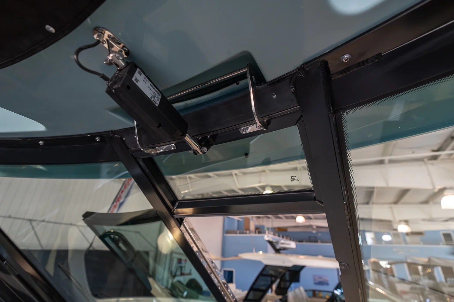 2026 Boston Whaler 330 Vantage Image Thumbnail #23