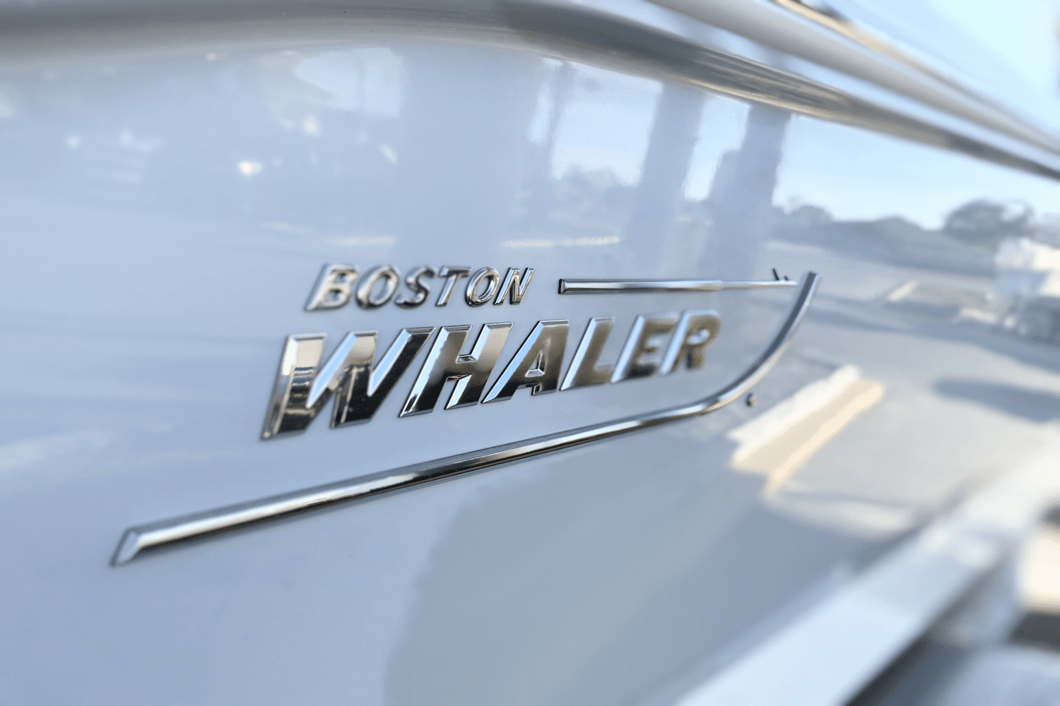 2025 Boston Whaler 250 Dauntless Image Thumbnail #2